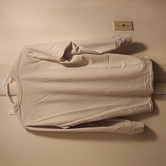 Heat Tech long sleeve - Picture 2 of 4